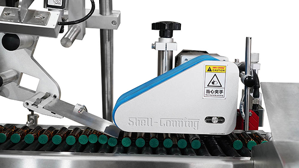 双标高速星轮圆瓶贴标机