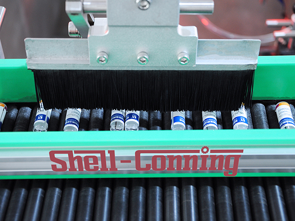 S308回转立式圆瓶智能贴标机