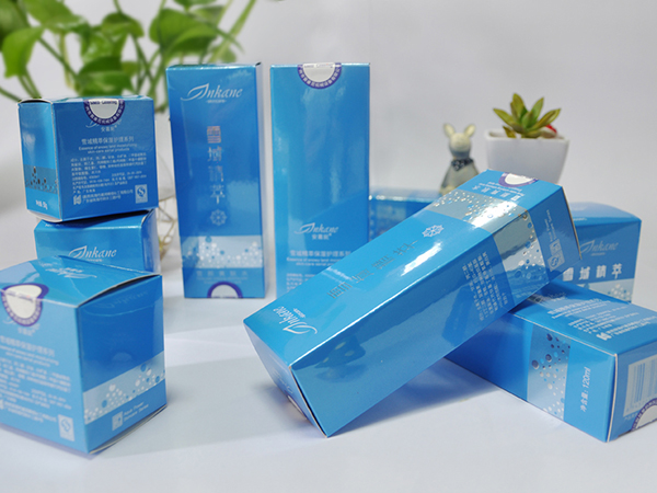 S828纸盒对角封口智能贴标机适用样品3