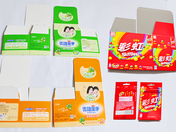 S213分页平面智能贴标机适用样品1