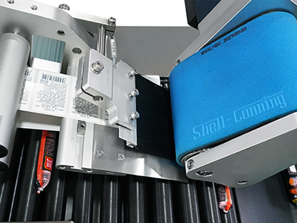 S603香肠智能高速贴标机