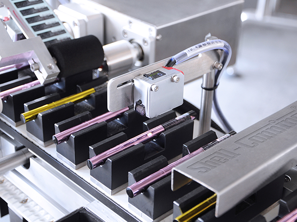 S910眉笔定位智能贴标机